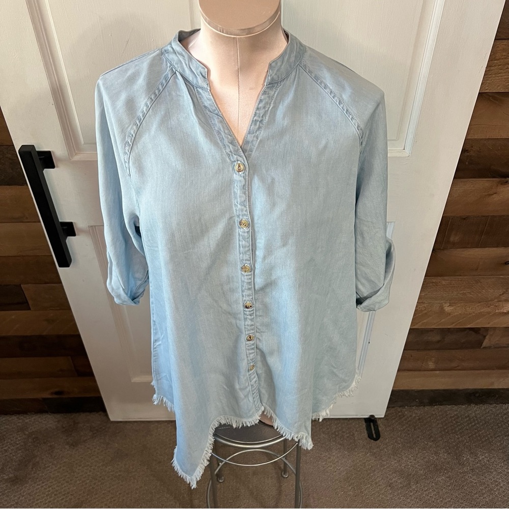 NWT Hester & Orchard Bohemian Super Soft, Jean Shirt with Ragged Hem, Sz… - Picture 9 of 15